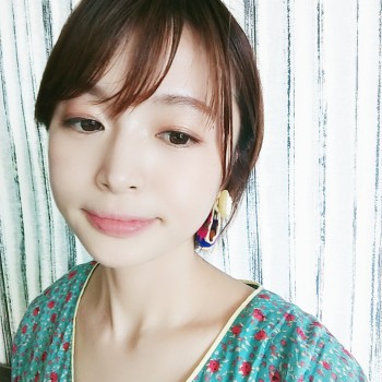 成田　晴子